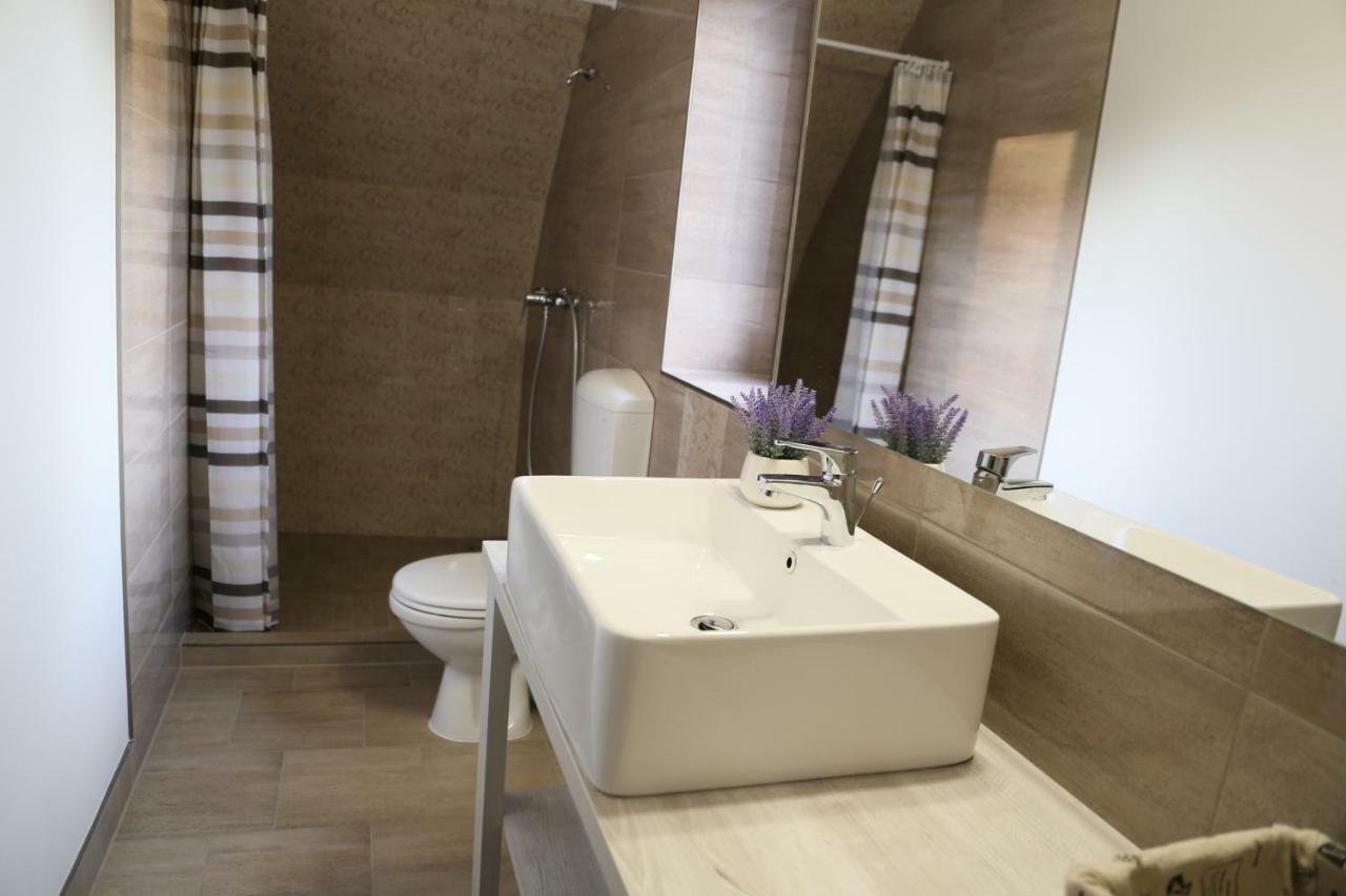 Hotel Tiszavilag Pihenohaz Tiszakécske Zewnętrze zdjęcie