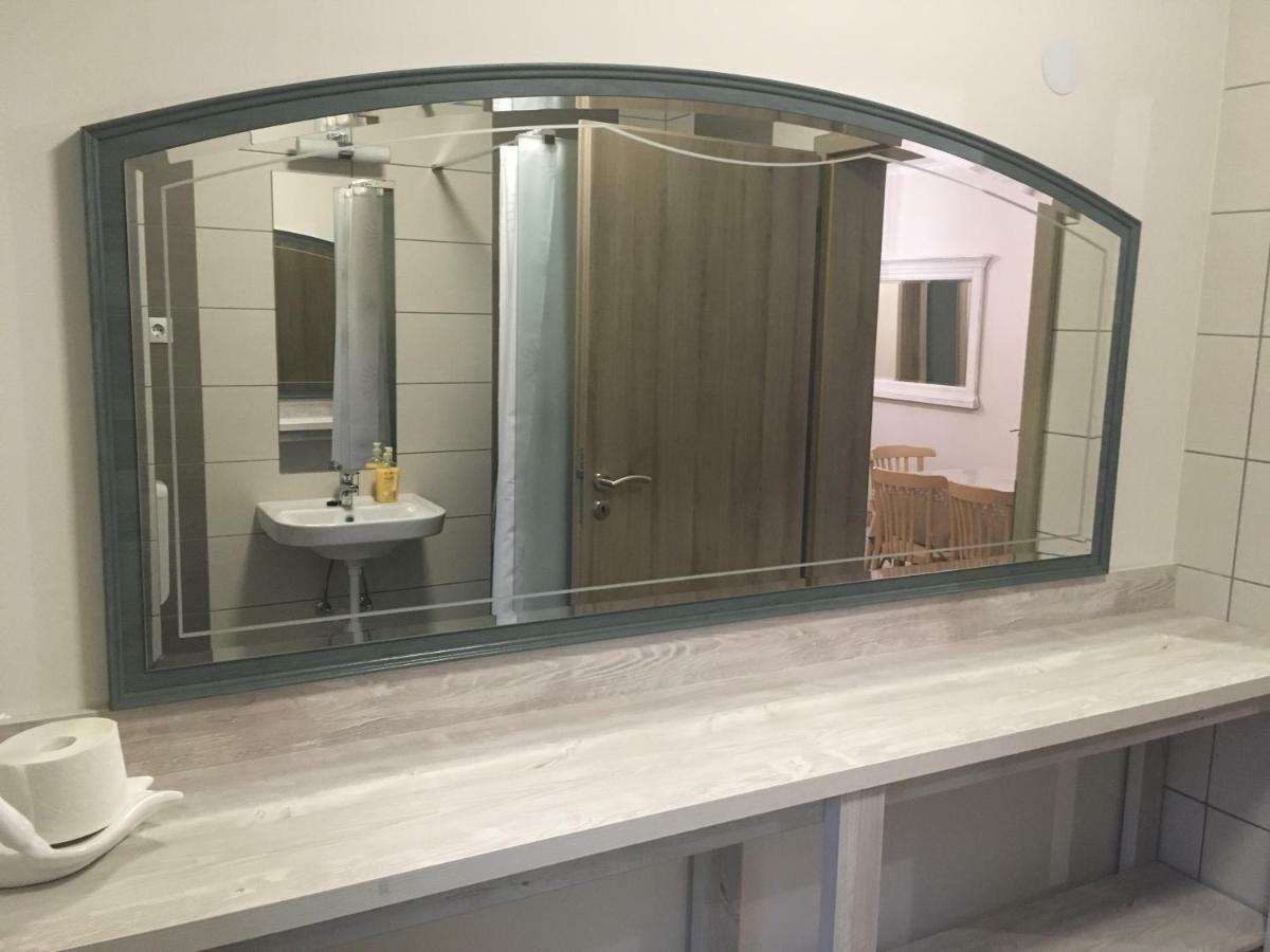 Hotel Tiszavilag Pihenohaz Tiszakécske Zewnętrze zdjęcie