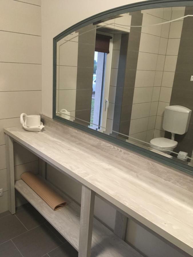 Hotel Tiszavilag Pihenohaz Tiszakécske Zewnętrze zdjęcie